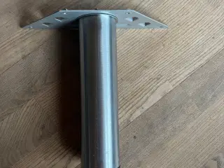 Stålben til seng