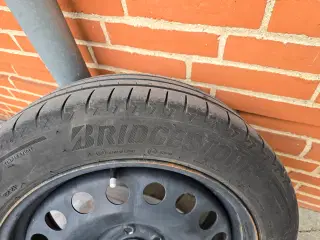 Stålfælge med sommerdæk