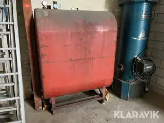 Tank
