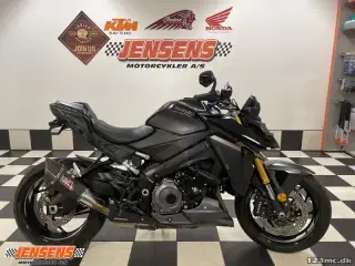 Suzuki GSXS 1000