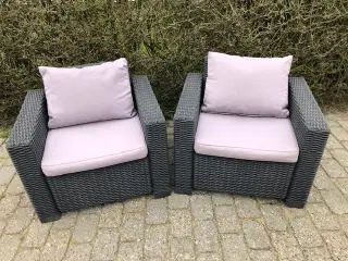 Lounge sæt sofa og 2 lounge stole. 