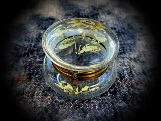 * Smuk antik glasbeholder - i Art Nouveau-stil