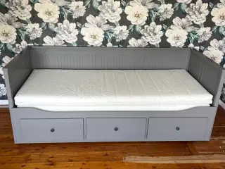 Sove sofa hemnes