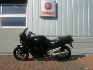 Suzuki GSX 600 F
