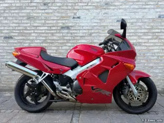 Honda VFR 800 F
