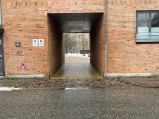 Estlandsgade 7. 9000 Aalborg