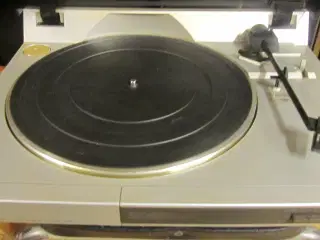 AKAI AP-X1  SEMI-AUTOMATISK