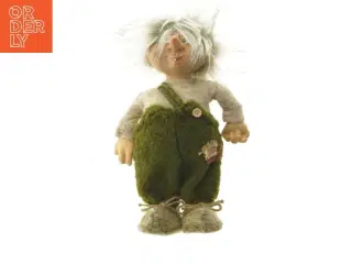 Strikket dukke med grønne bukser (str. 29 cm)