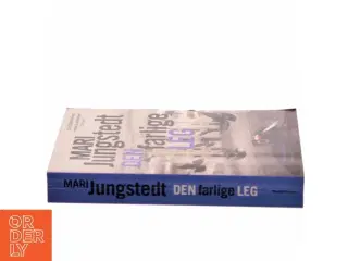 Den farlige leg : kriminalroman af Mari Jungstedt (Bog)