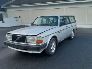 Volvo 245, 2,3DL, årg 1990