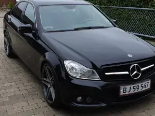 Mercedes Benz C180