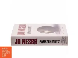 Panserhjerte af Jo Nesbø (Bog)