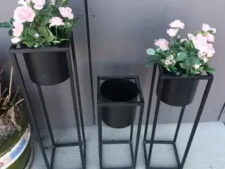 3 FLOTTE SMEDEJERNS STATIVER TIL BLOMSTER 40, 50 &