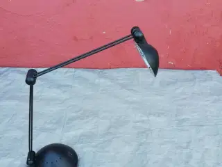 Skrivebordslampe