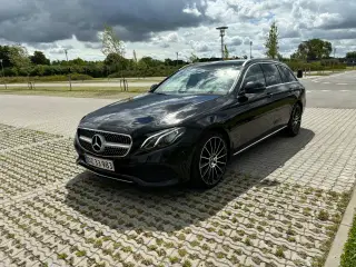 Mercedes E220 