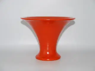 Orange vase fra Lindelse Keramik 