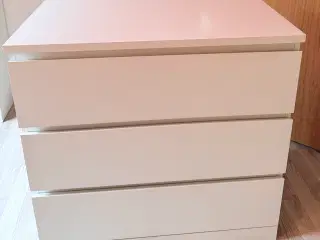 Kommode med 3 skuffer