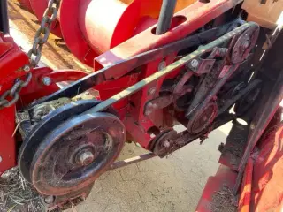 Case 35" Vario