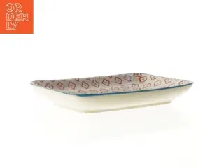 Keramisk serveringsfad fra Bloomingville (str. 20 x 13 x 3 cm)