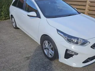 Kia Ceed 1,4 T-GDi Collection DCT