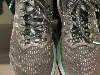 Asic Gel Kayano 28