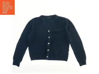 Mørkeblå Cardigan fra LMTD (str. 158)