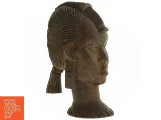 Afrikansk træskulptur (str. 10 x 21 cm)