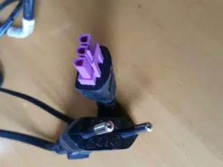 Strømforsyninger til HP printere.