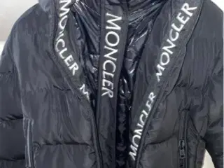 Moncler jakke
