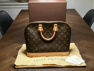 Louis Vuitton Alma PM