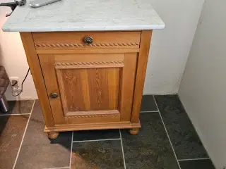 Servante skab med marmorplade