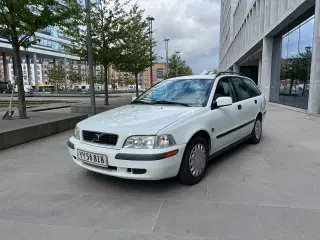 Volvo V40 1.6