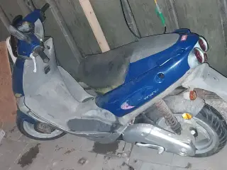 aprillia sr50 ac 45 scooter lav km 9377 byd endeli