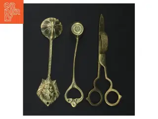 Antikke messing lys slukkere og saks (str. 16 cm. 3 styk)