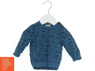 Babybluse med trykknapper fra Minymo (str. 56)