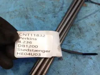 Dronningborg D1200 Perkins 4.236 Stødstænger 