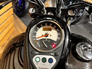 Kawasaki VN 900 Custom