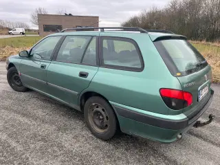Peugeot 406