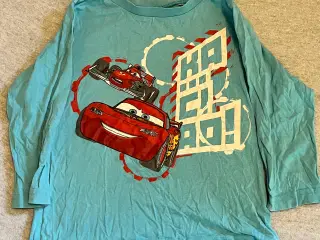 Bluse med Cars. 