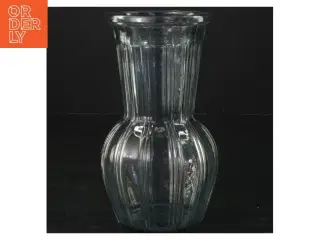 Blomstervase/hospitalsvase, Holmegaard. Presset glasvase nr. 7998 fra Holmegaard Glasværk