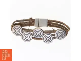 Korkarmbånd med metal dekoration (str. 20 cm)