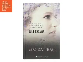 Jerndatteren af Julie Kagawa (Bog)