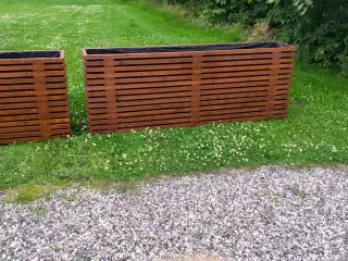 Tilbud  Ekstra stærke højbede på mål.