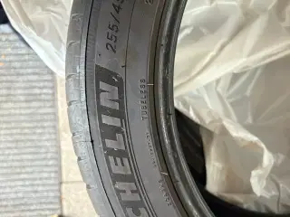 4 stk dæk - Michelin Pilot Sport 19" - 