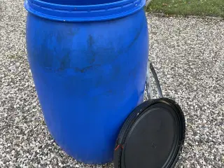 Opbevaringstønder i plast