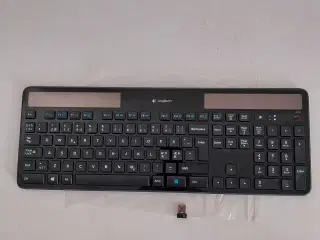Logitech trådløs tastatur K750