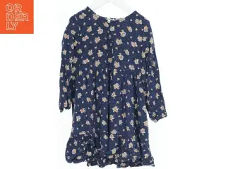 Blomstret pigekjole fra Noa Noa (str. 104)