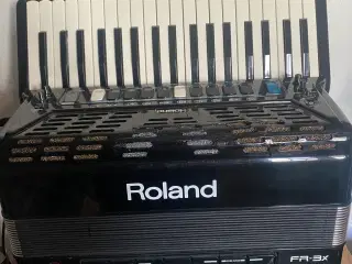 Roland FR 3X harmonika