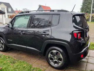 Jeep Renegade "Dawn of Justice" limited edition