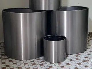 Stålpotter  indendørs